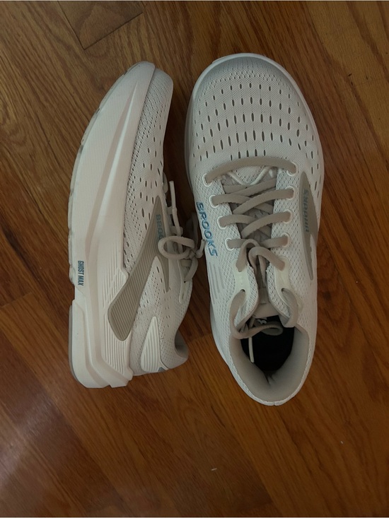 Brooks Shoes - Brooks ghost max